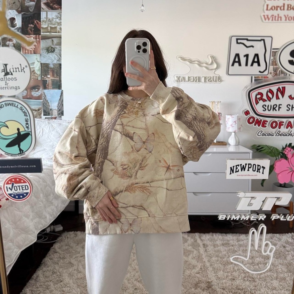 butterfly‎ camo dairy boy crewneck sweatshirt